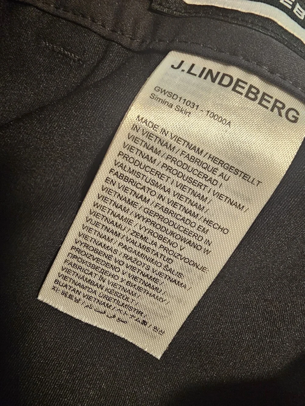 J. LINDEBERG Black Simina High Stretch Pleated Skirt - Small